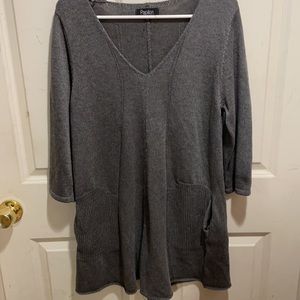 Papillon NWT XL 3/4 sleeves v neck slate grey sweater